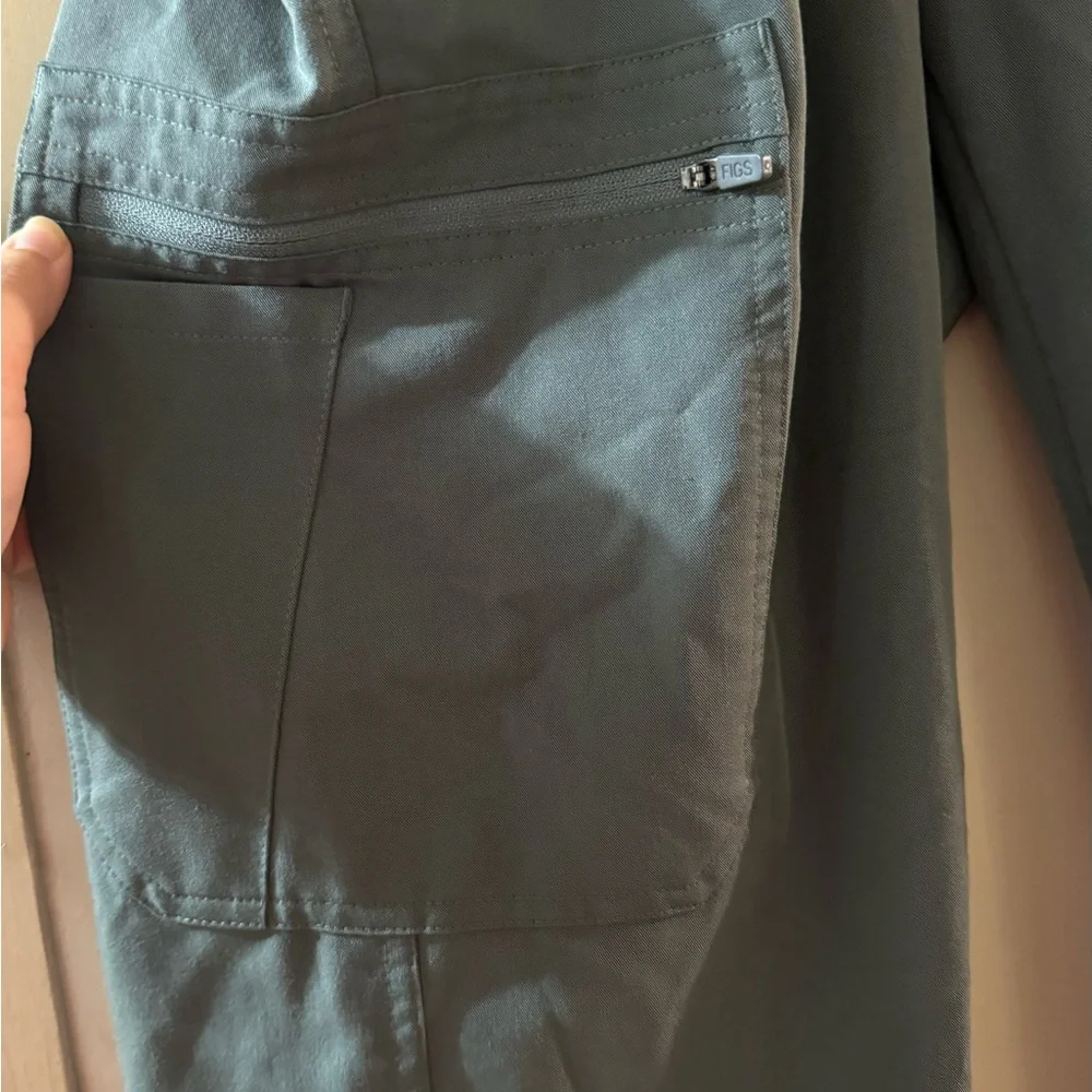 Figs Cairo Cargo Technical Collection Gray Scrubs Pants w/Drawstring Mens XXL/T